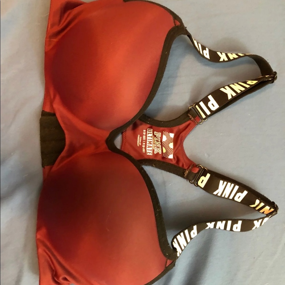 Victoria’s Secret pink sports bra
